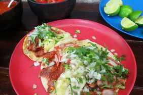 FWX TRAVEL GUIDES MEXICO CITY AL PASTOR AT EL VILSITO