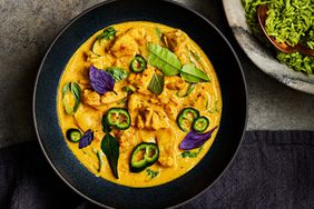 Gang Gai Khao Mun (Thai Chicken Curry)